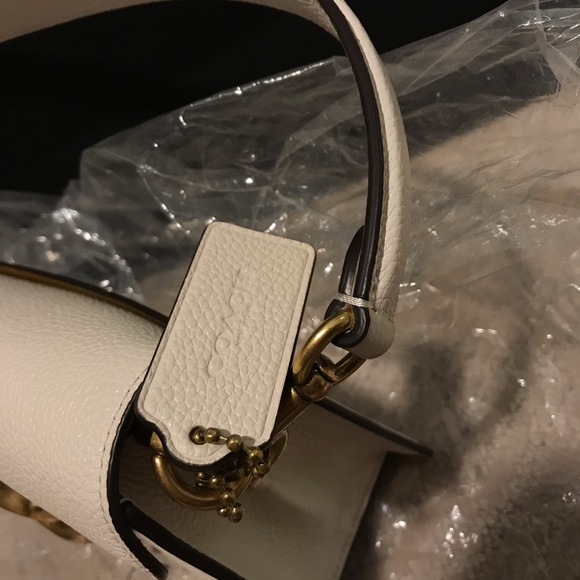 Coach white tabby 26 brand new ! Hard to get - Picture 3 of 5